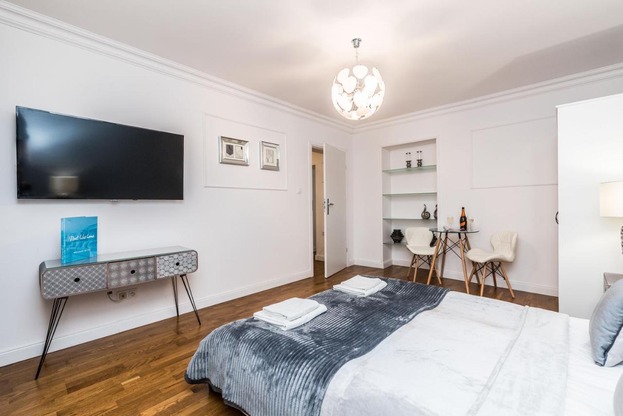 Rent Like Home - Przejscie Garncarskie 10 Wrocław Eksteriør billede